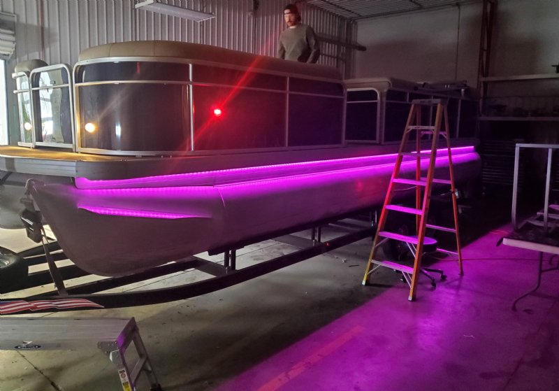 RecPro 20'-25' Pontoon Boat Under Deck LED Lights | Harness and Mounting  Track Included